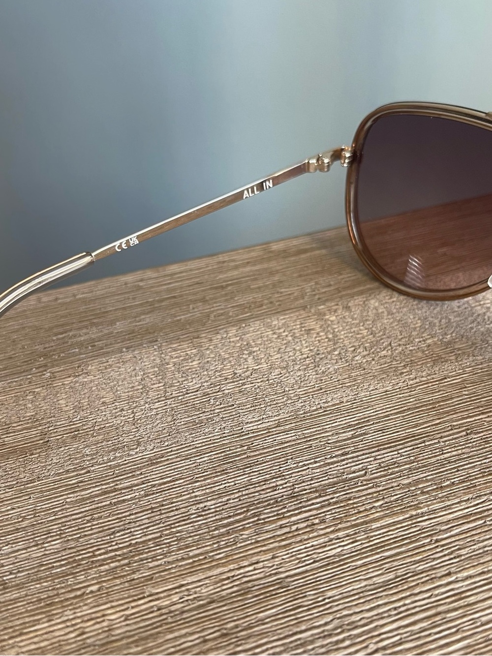 QUAY All In Medium Aviator Oversized Sunglasses Doe/Brown Fawn UV Protection Uni - Picture 9 of 10